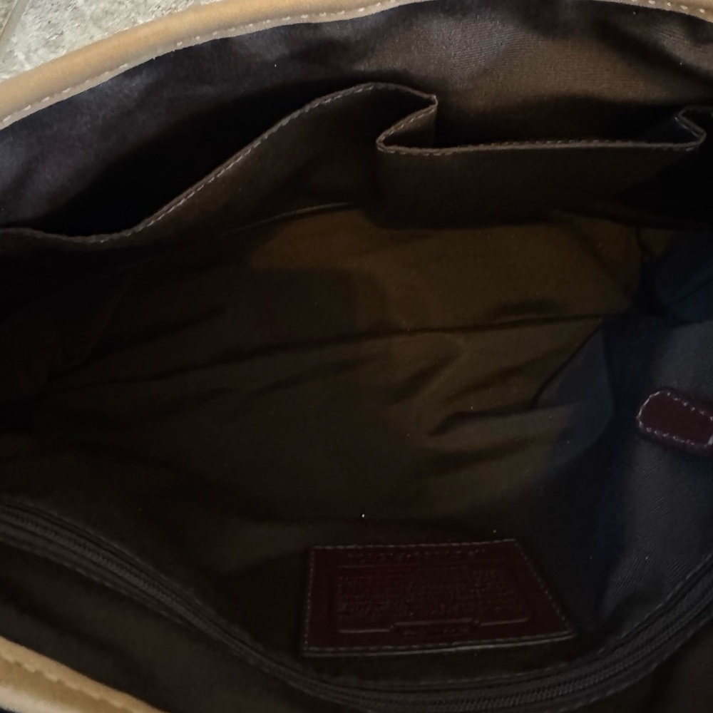 NWOT-COACH Shoulder Tan Bag - Picture 15 of 16